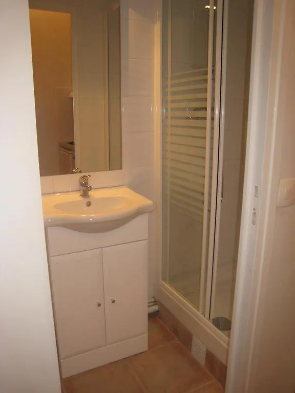 Studio Joseph Hotel Paris